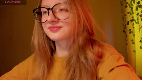 Snapshot of mollytucker chatting on 06/13/26, 01:20 mollytucker online show from 06/13/26, 01:20