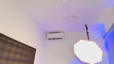 mollywoodd online show from 02/12/26, 03:40