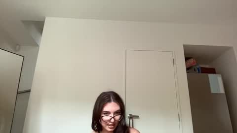 Molly online show from 03/13/26, 12:28