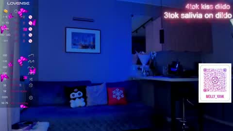 Molly online show from 02/17/25, 10:18