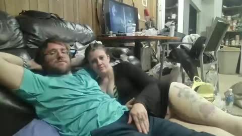 Molotovfoxtail online show from 11/11/25, 07:52