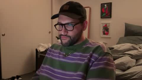 molten_escargot online show from 02/05/25, 03:55