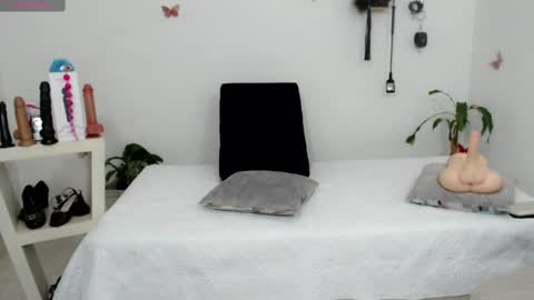 Celeste online show from 09/20/25, 08:32