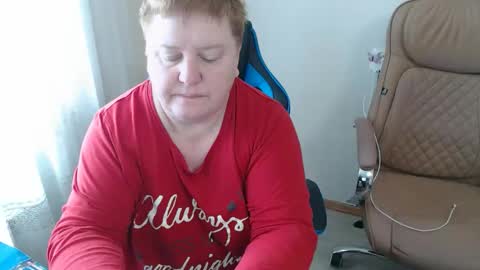 Snapshot of mommy99x chatting on 04/27/26, 08:45 Mommy99X online show from 04/27/26, 08:45