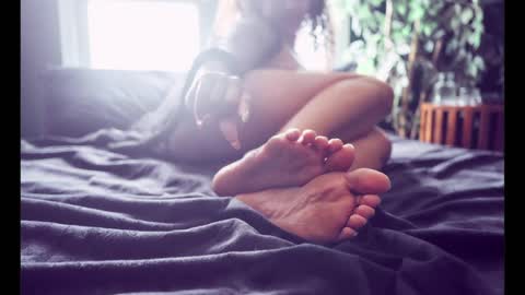 Mommy bubbles online show from 02/28/26, 12:06