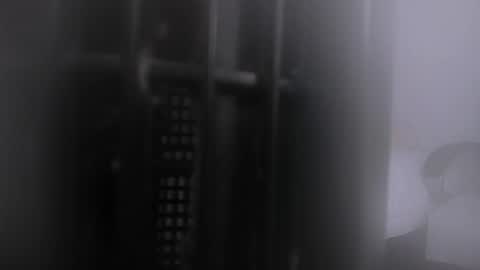 Momo  online show from 04/09/26, 06:19