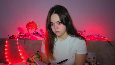 Momo online show from 02/03/26, 04:56