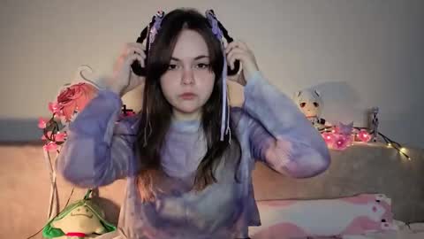 Momo online show from 03/05/26, 06:37