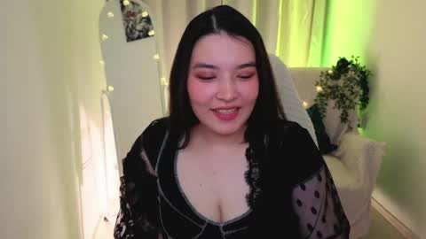 Momo online show from 05/12/26, 09:56