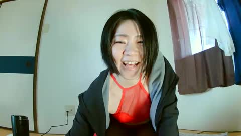 momosakura online show from 02/09/25, 05:19