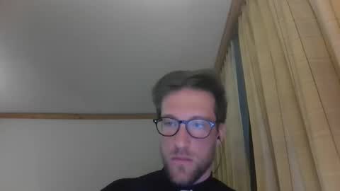 Snapshot of moms_little_monster chatting on 11/24/25, 09:47 moms_little_monster online show from 11/24/25, 09:47