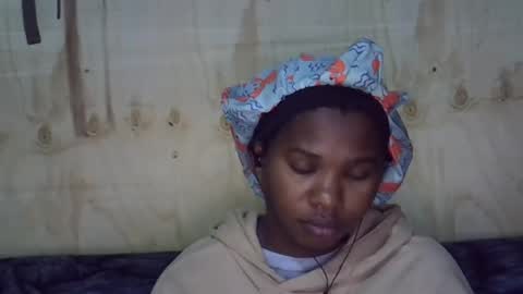 momsdoll online show from 06/15/26, 10:01