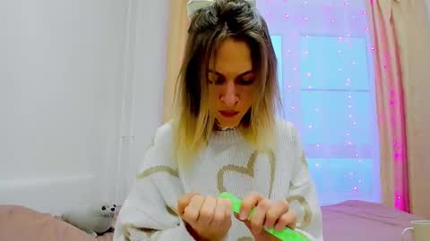 Mona online show from 12/14/24, 05:51