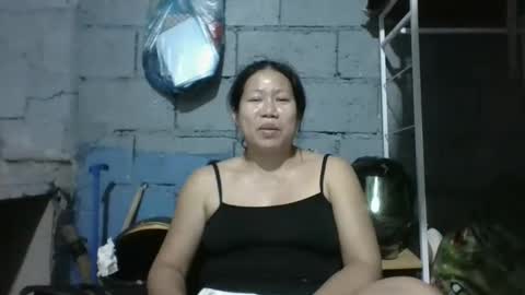 Snapshot of mona_sky chatting on 02/18/26, 02:35 mona_sky online show from 02/18/26, 02:35