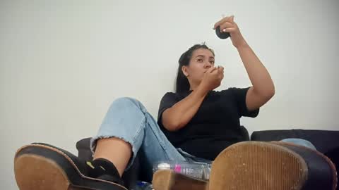Snapshot of monaa_paloma chatting on 06/04/26, 09:21 monaa_paloma online show from 06/04/26, 09:21