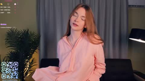 Mona online show from 09/20/25, 04:41