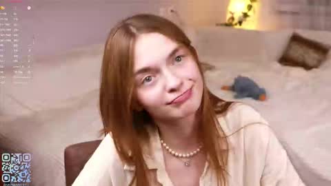 Mona online show from 10/10/25, 10:53