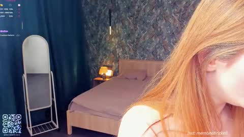 Mona online show from 11/26/25, 07:04