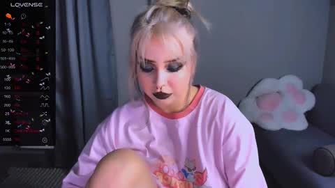   online show from 11/29/25, 08:34