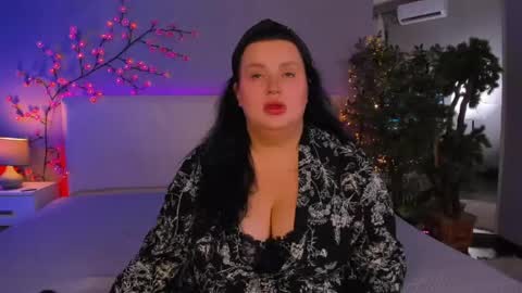 Monica online show from 05/25/26, 12:11