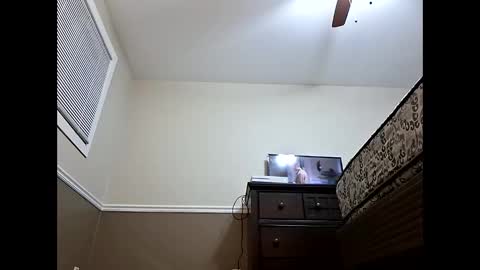 moneyboysaveg548 online show from 01/19/26, 12:47