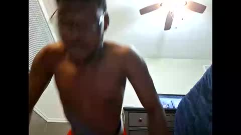 moneyboysaveg548 online show from 02/11/26, 12:48