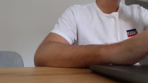 moneyslave84 online show from 11/03/25, 07:09