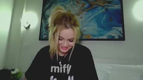 Monica online show from 02/28/26, 04:35