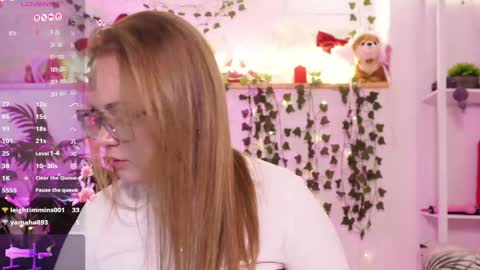 monicaasis online show from 04/16/26, 09:39