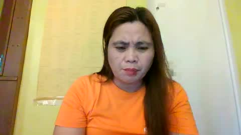 Snapshot of monicabrave79 chatting on 06/06/26, 02:05 monicabrave79 online show from 06/06/26, 02:05
