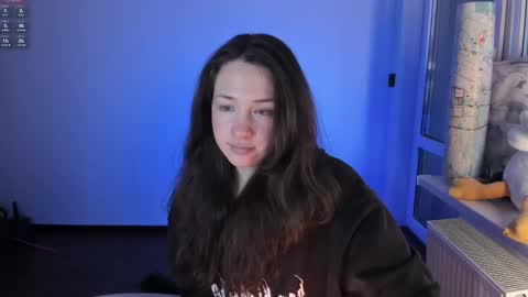 Monica online show from 12/18/25, 09:04