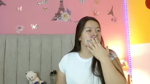 Snapshot of monickhot303av chatting on 09/19/25, 04:03 monickhot303av online show from 09/19/25, 04:03