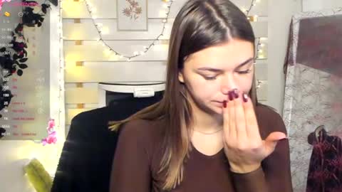 Monika online show from 11/04/25, 01:10