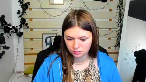 Snapshot of monika_youu chatting on 04/23/26, 12:15 Monika online show from 04/23/26, 12:15