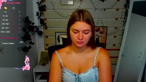 Snapshot of monika_youu chatting on 07/20/26, 07:11 Monika online show from 07/20/26, 07:11