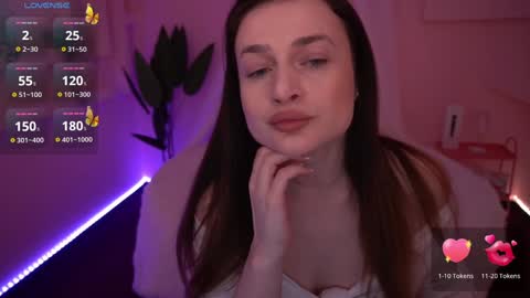 Monica online show from 02/01/25, 03:18