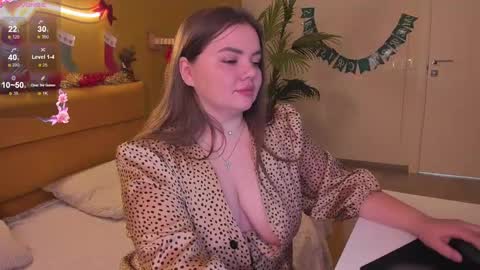 Monika online show from 12/27/24, 01:11