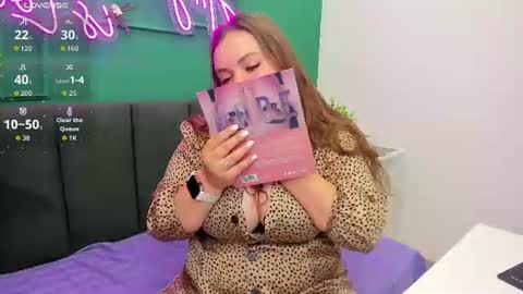 Snapshot of monikacharming chatting on 07/10/26, 12:48 Monika online show from 07/10/26, 12:48
