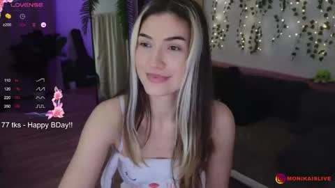 Monika online show from 09/20/25, 08:21