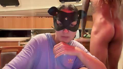 Monk and Mia online show from 10/17/25, 04:26