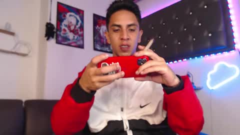 Snapshot of monkey_uchiha77 chatting on 03/07/25, 12:23 simon dice online show from 03/07/25, 12:23