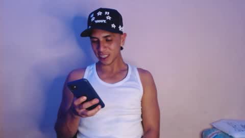 Snapshot of monkey_uchiha77 chatting on 10/08/25, 01:03 simon dice online show from 10/08/25, 01:03