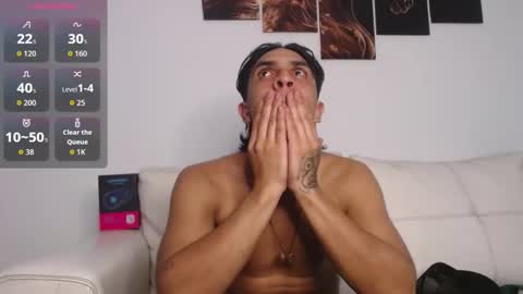 Snapshot of monkey_uchiha77 chatting on 02/19/26, 02:40 simon dice online show from 02/19/26, 02:40