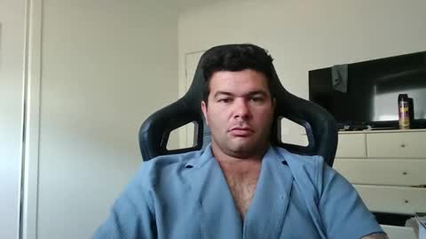 Snapshot of monkeydward1 chatting on 05/11/26, 01:44 monkeydward1 online show from 05/11/26, 01:44