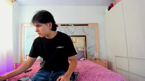 monky_0002 online show from 03/24/26, 04:34