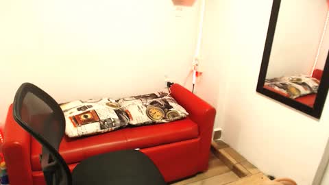 monserrat_diva online show from 11/01/25, 10:23