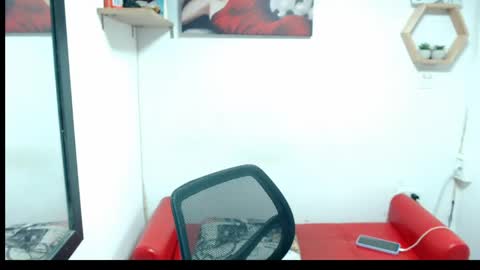 monserrat_diva online show from 05/19/26, 09:21