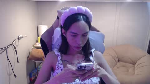 ELYSE A SIMPLE GIRL online show from 03/06/25, 11:47