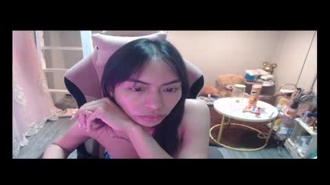 ELYSE A SIMPLE GIRL online show from 03/03/26, 09:15