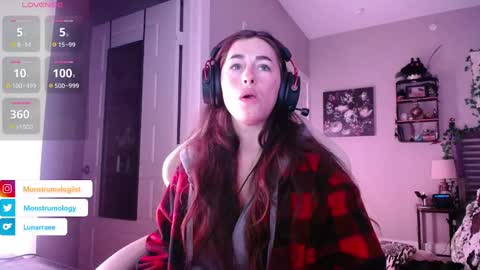 Snapshot of monstrumologist chatting on 12/07/24, 12:19 Lydia Mooney online show from 12/07/24, 12:19